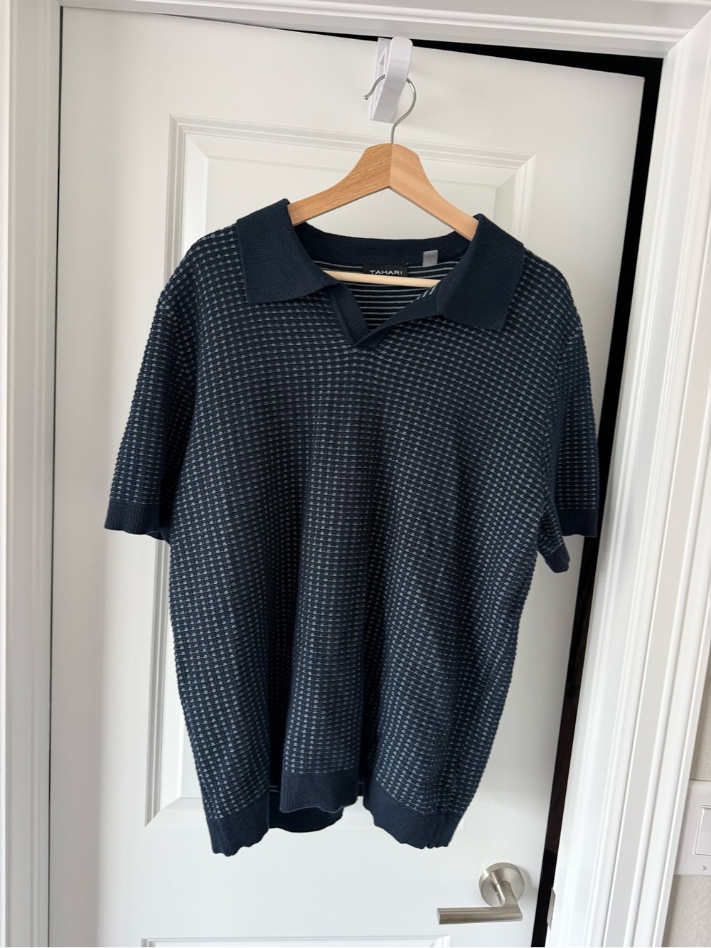 Tahari Men's Dark Navy Patterned Polo